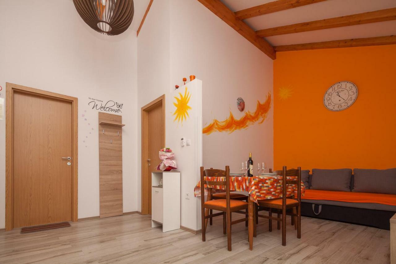 Miramare Apartment Pomer Exterior photo