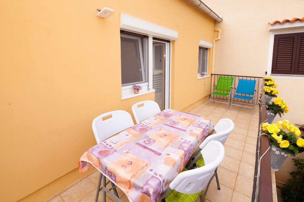 Miramare Apartment Pomer Exterior photo